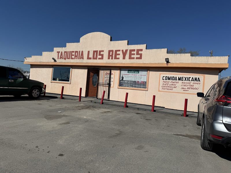 Taqueria Los Reyes exterior